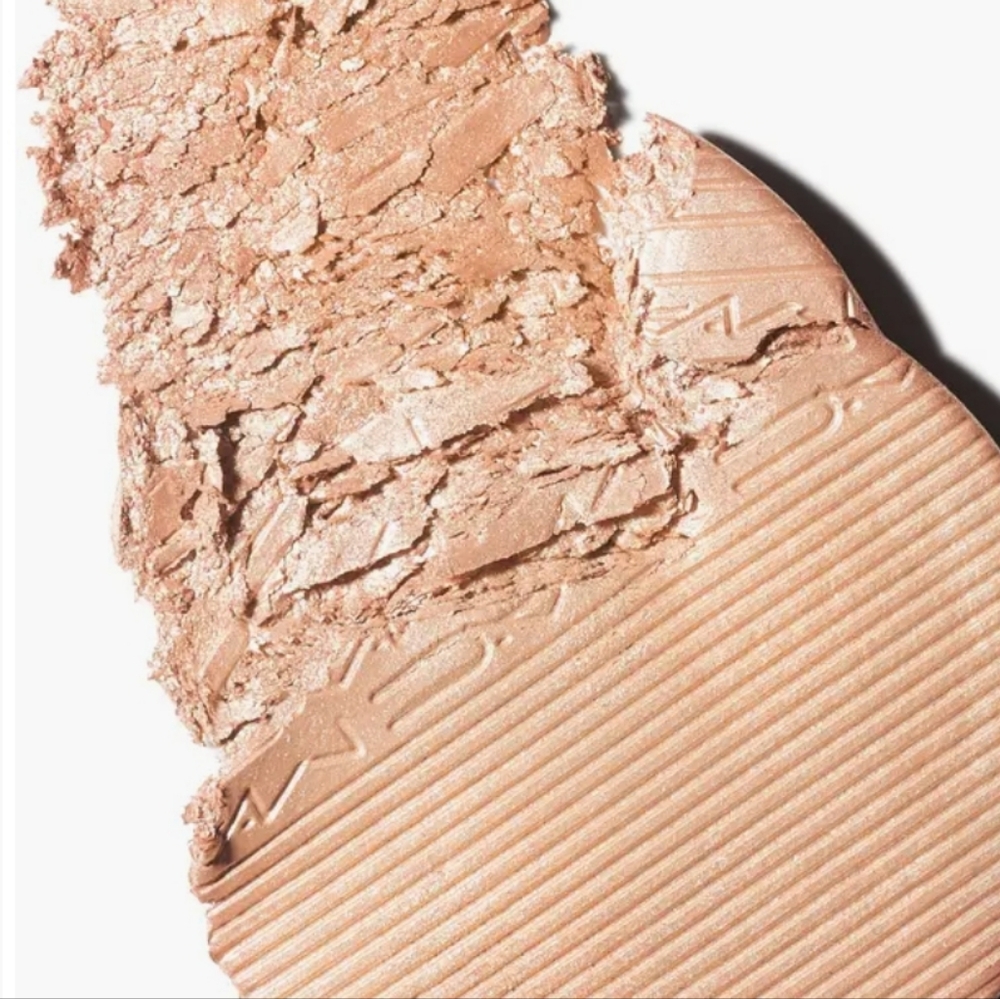 MAC Cosmetics Extra Dimension Skinfinish Highlighter - Double Gleam